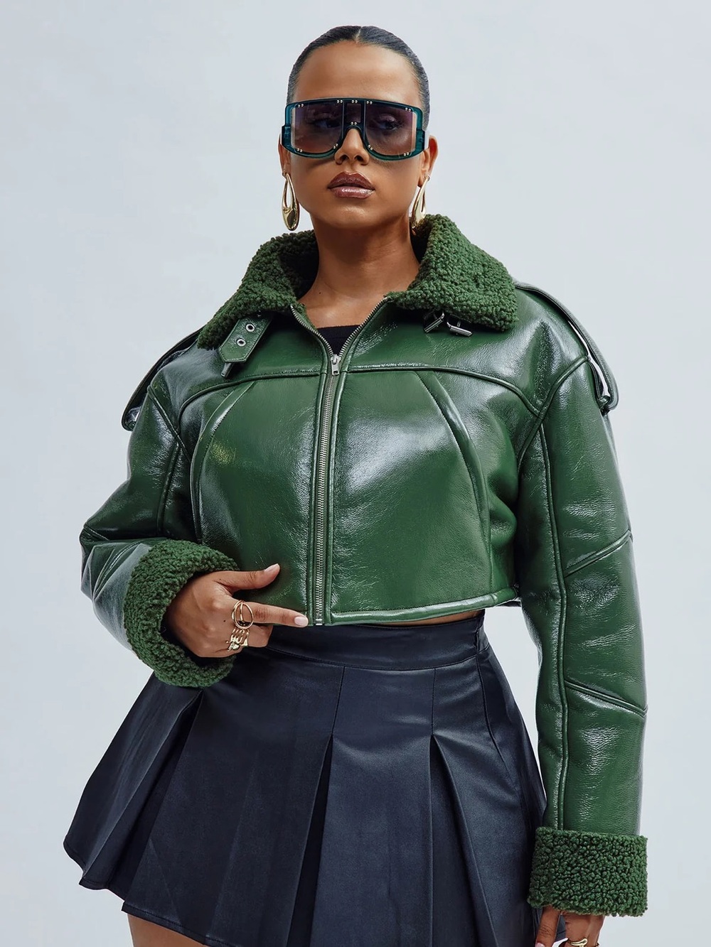 NWT Fashion Nova Green Cropped Faux Leather Bomber Jacket w/Faux Fur Trim SZ L - Picture 3 of 16